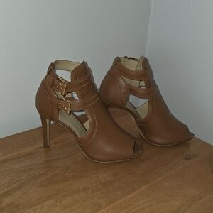 Women's Tan Peep-Toe Strappy High Heel Booties Michael Kors